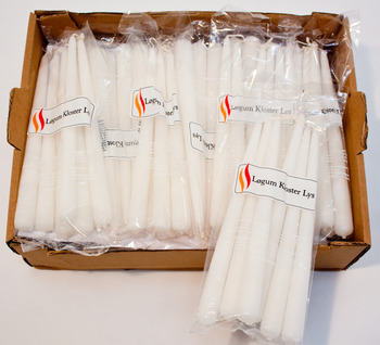 Non Drip, tapered dinner candles, catering candles.